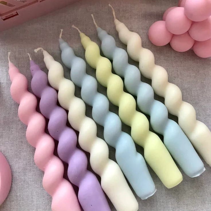 Twisted Spiral Candle